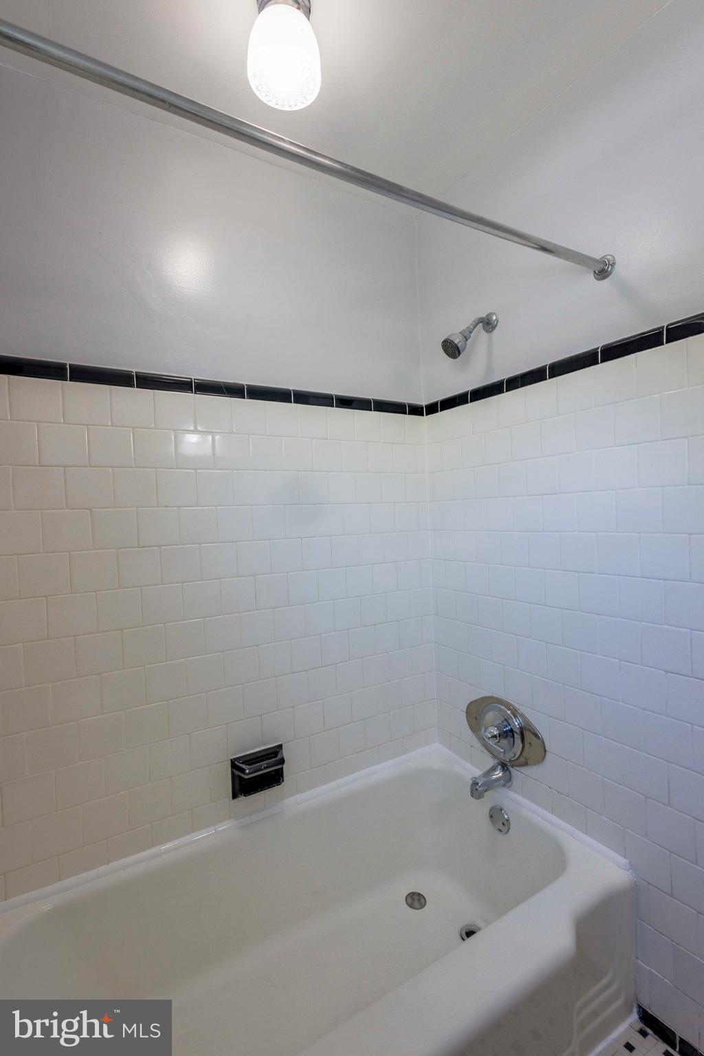 CANTONSVILLE - Residential Lease