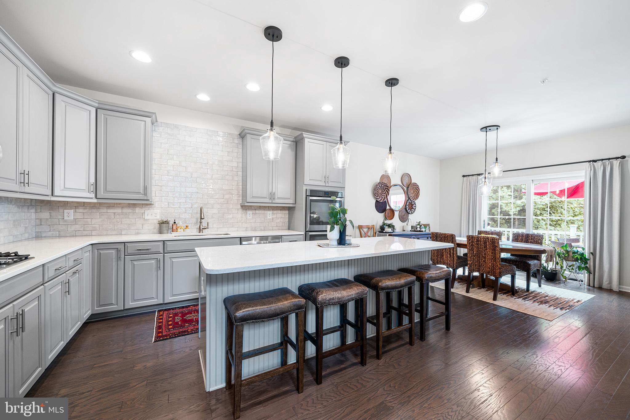 1114 BORDLEY LN