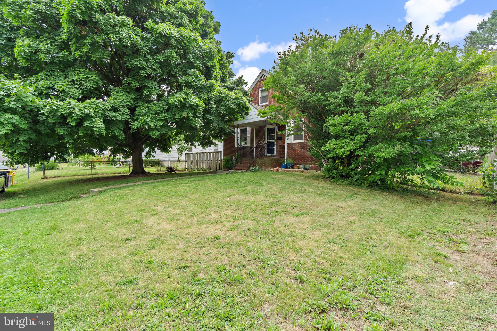 ROLAND TERRACE - Residential