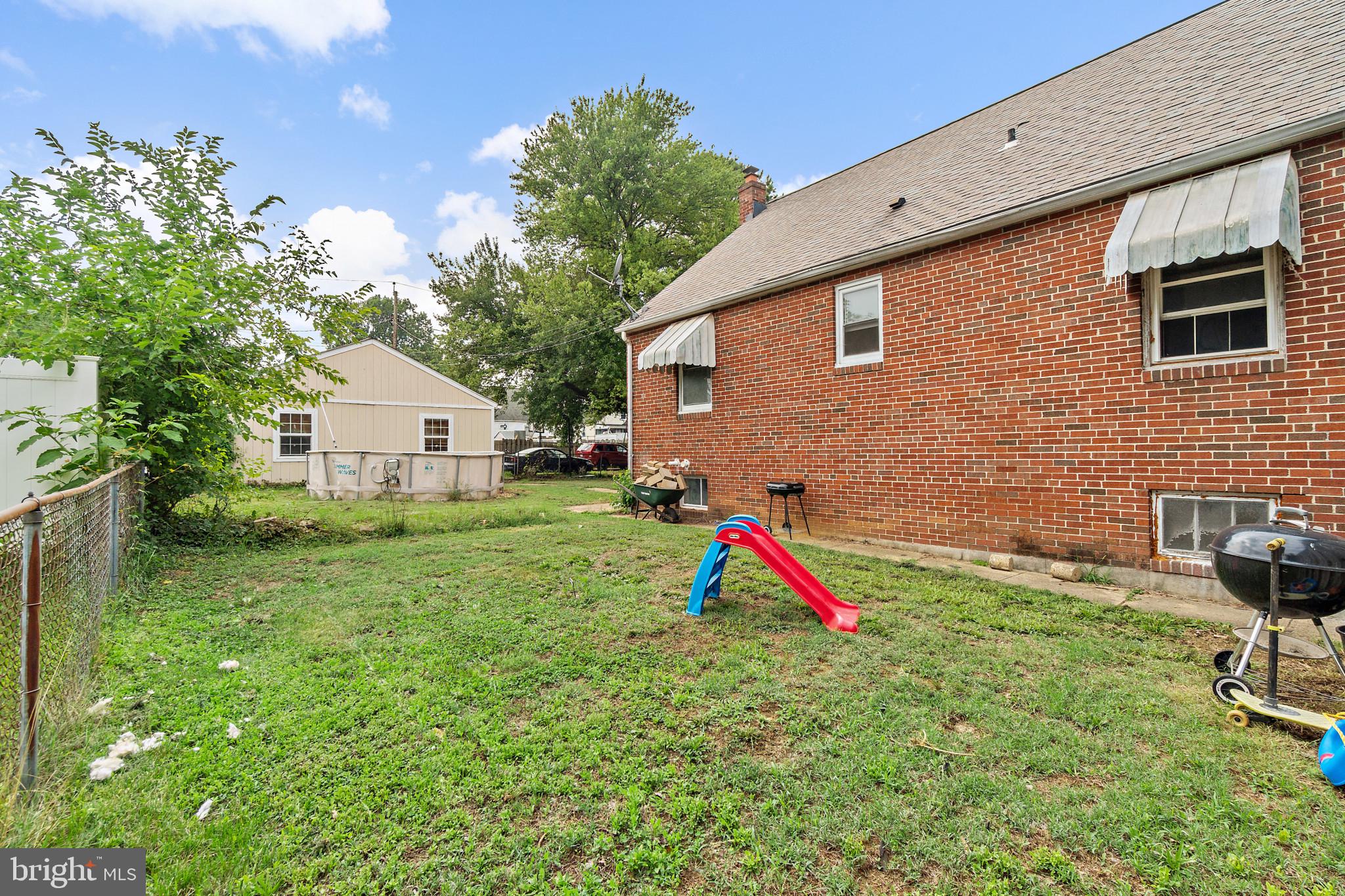 ROLAND TERRACE - Residential