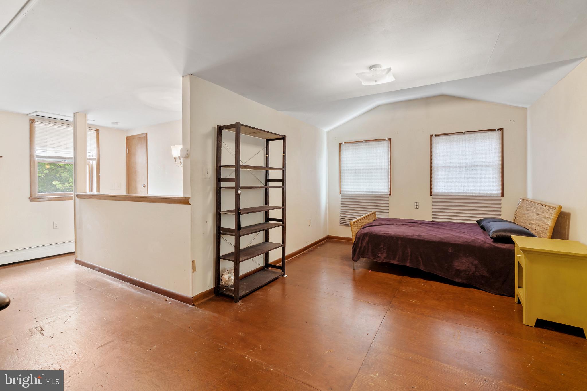 ROLAND TERRACE - Residential