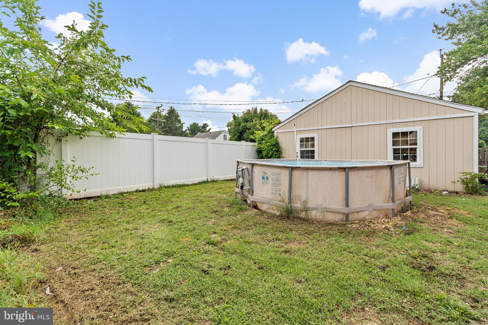 ROLAND TERRACE - Residential