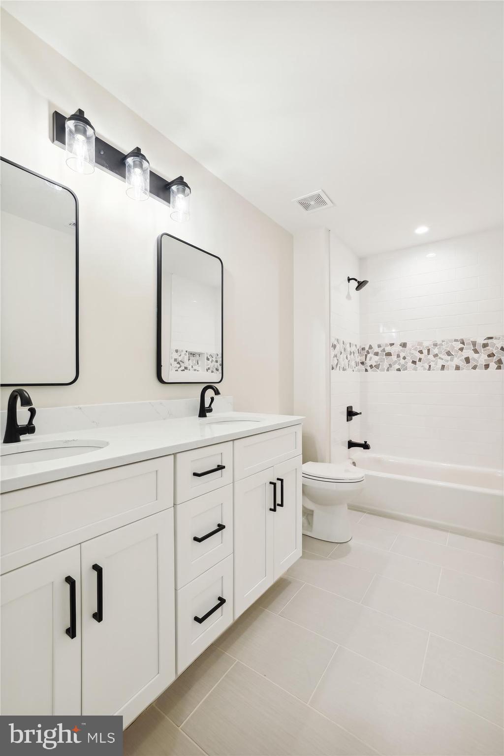 KENSINGTON TERRACE - Residential