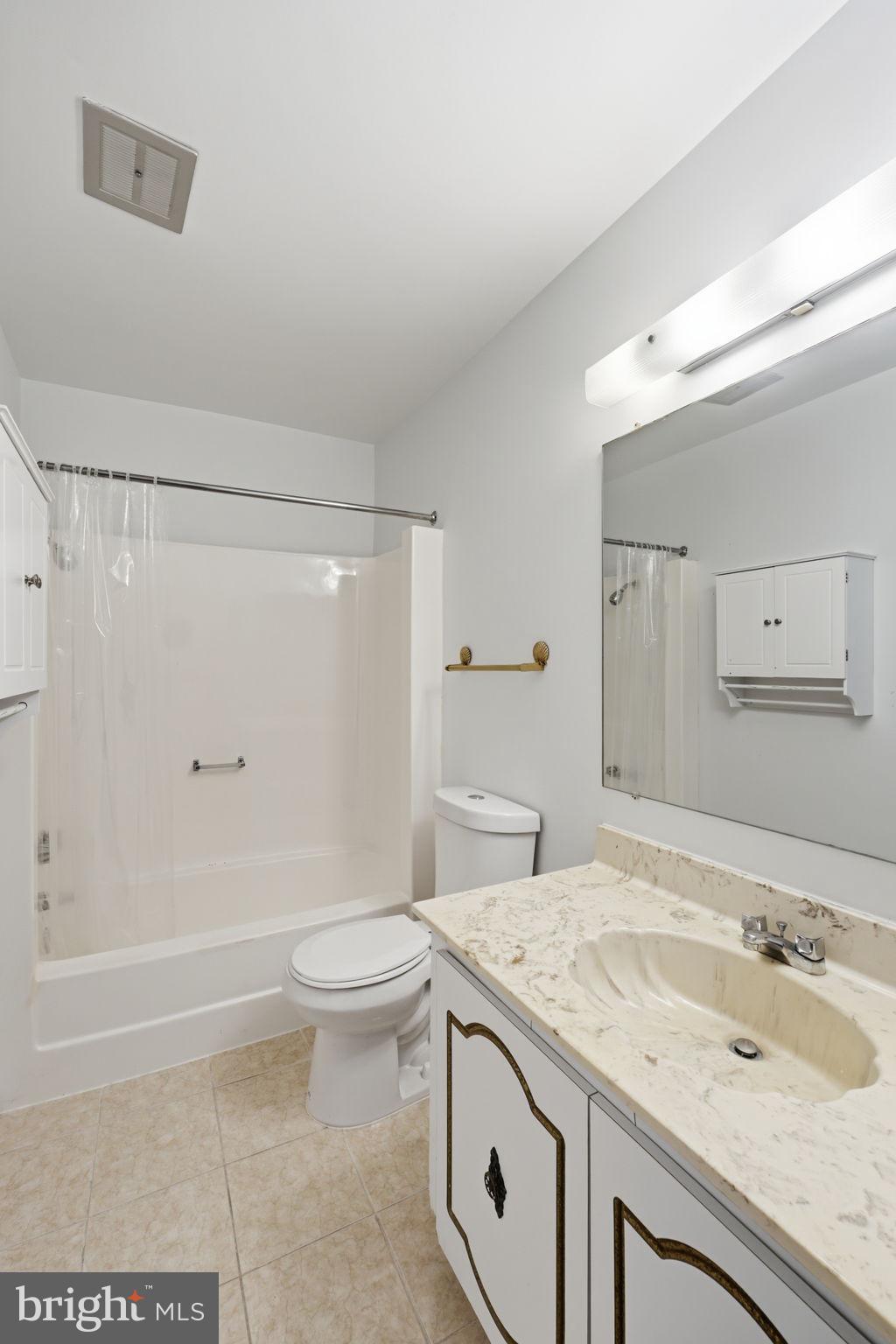 ROSSMOOR LEISURE WORLD - Residential