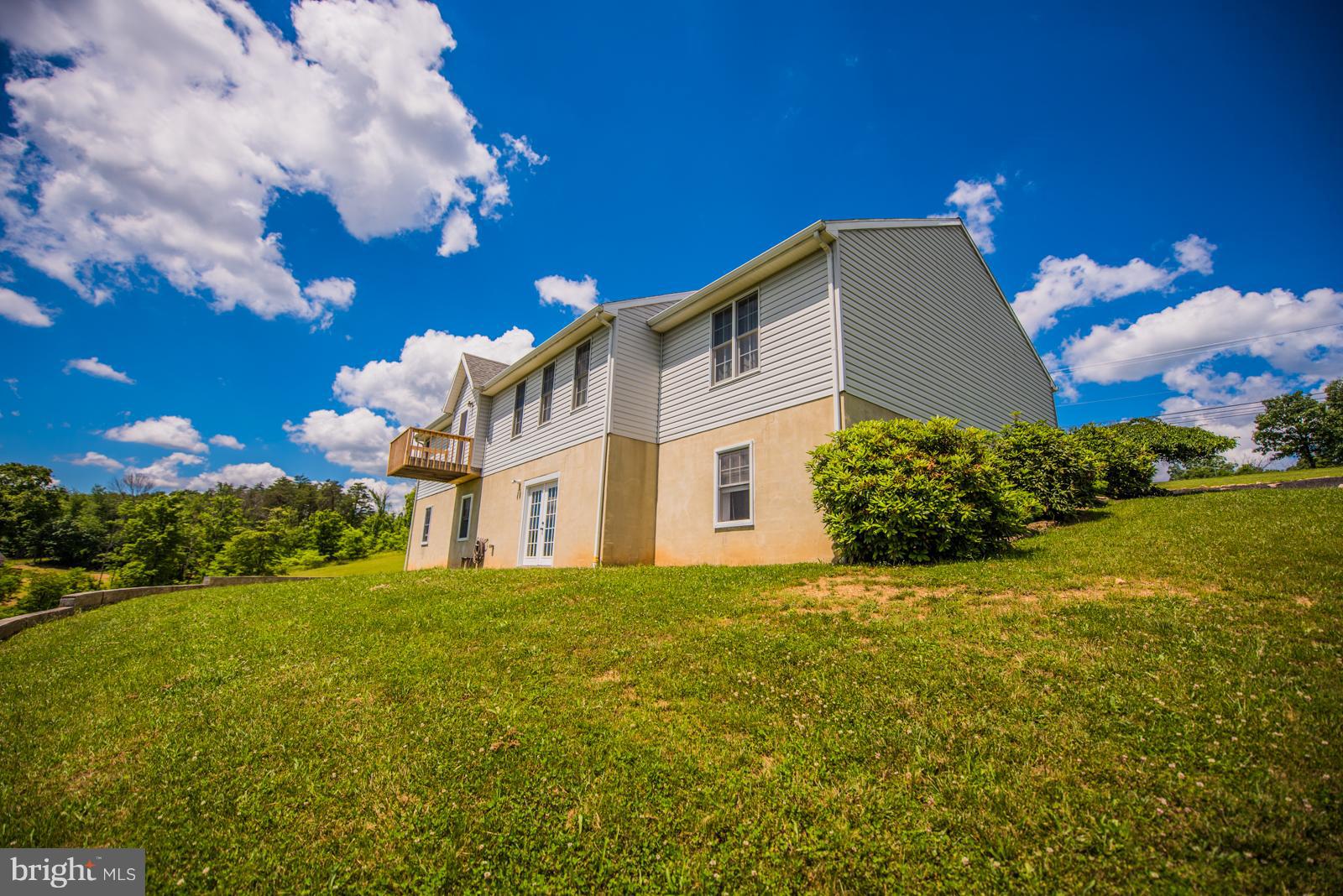 DRY RUN ACRES - Residential