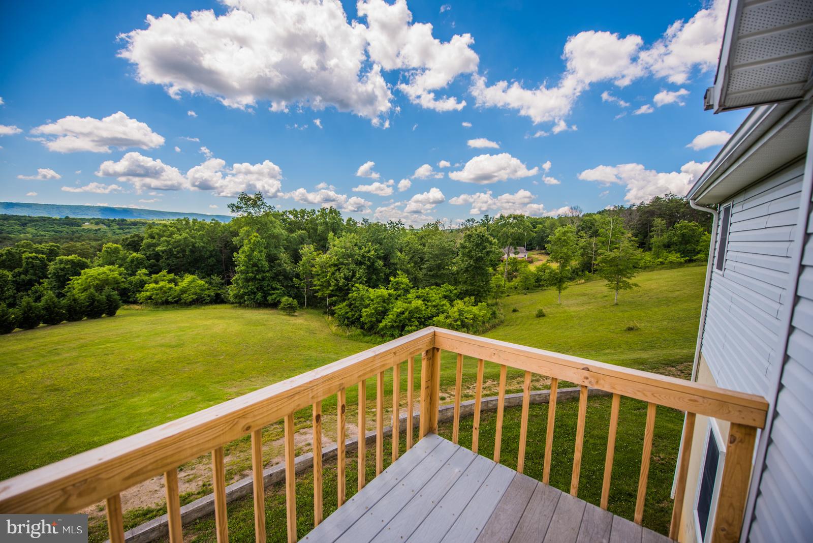 DRY RUN ACRES - Residential