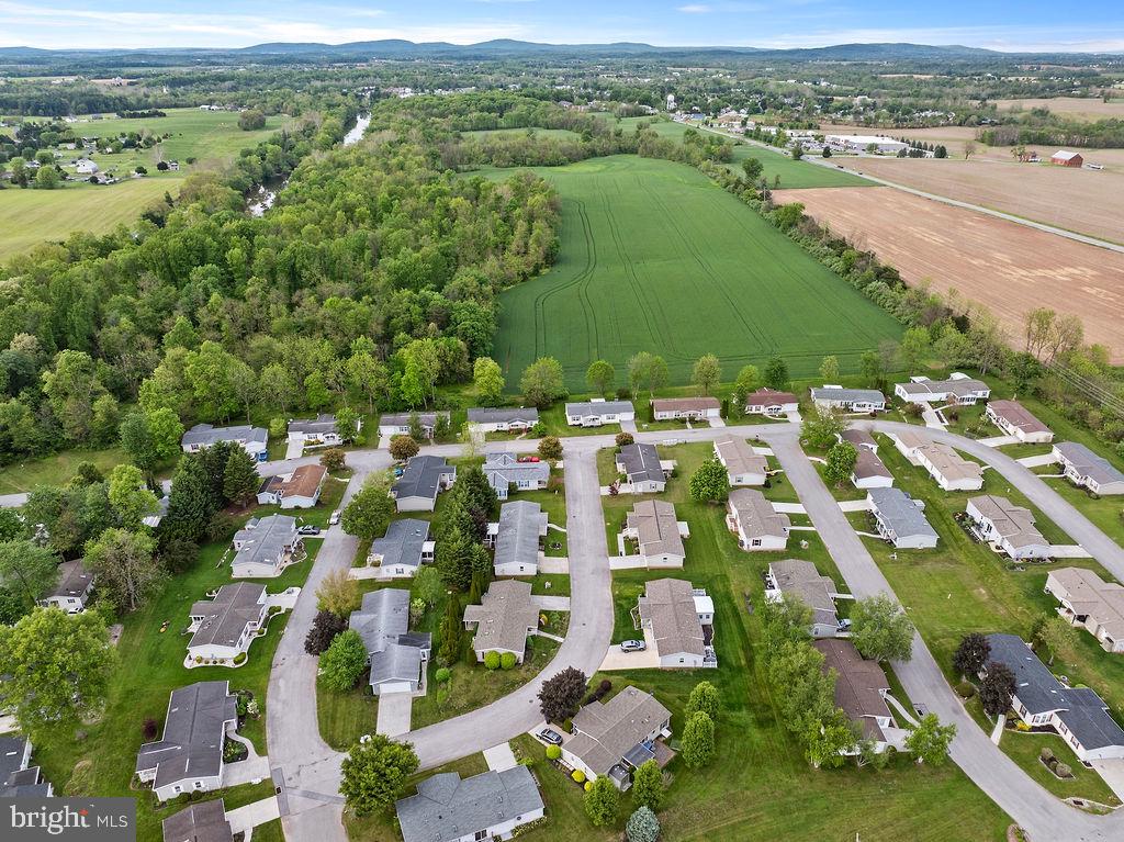 PINE RUN RETIREMENT COMMUNITY - Residential