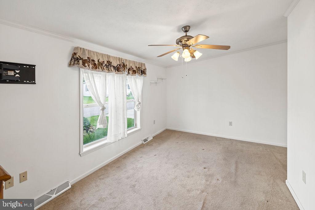 PINE RUN RETIREMENT COMMUNITY - Residential
