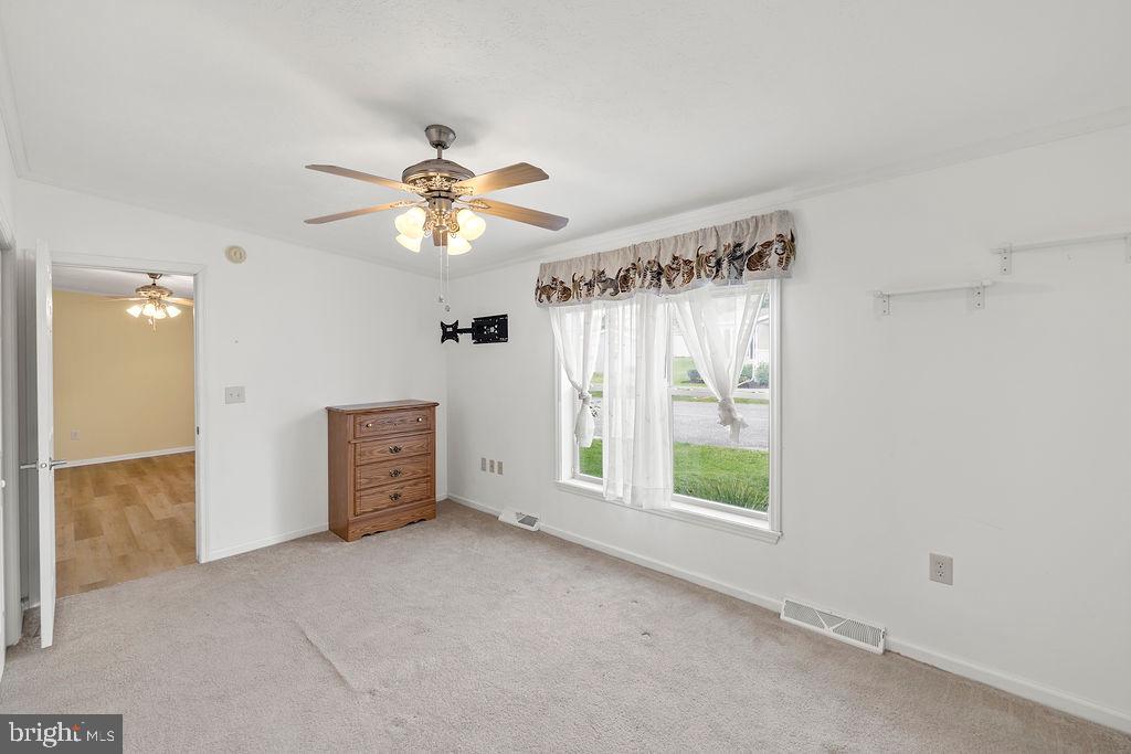 PINE RUN RETIREMENT COMMUNITY - Residential