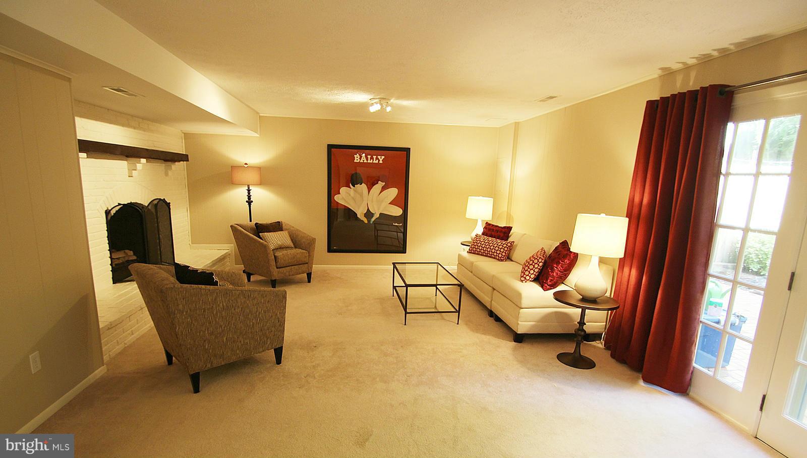 STONEHURST - Residential