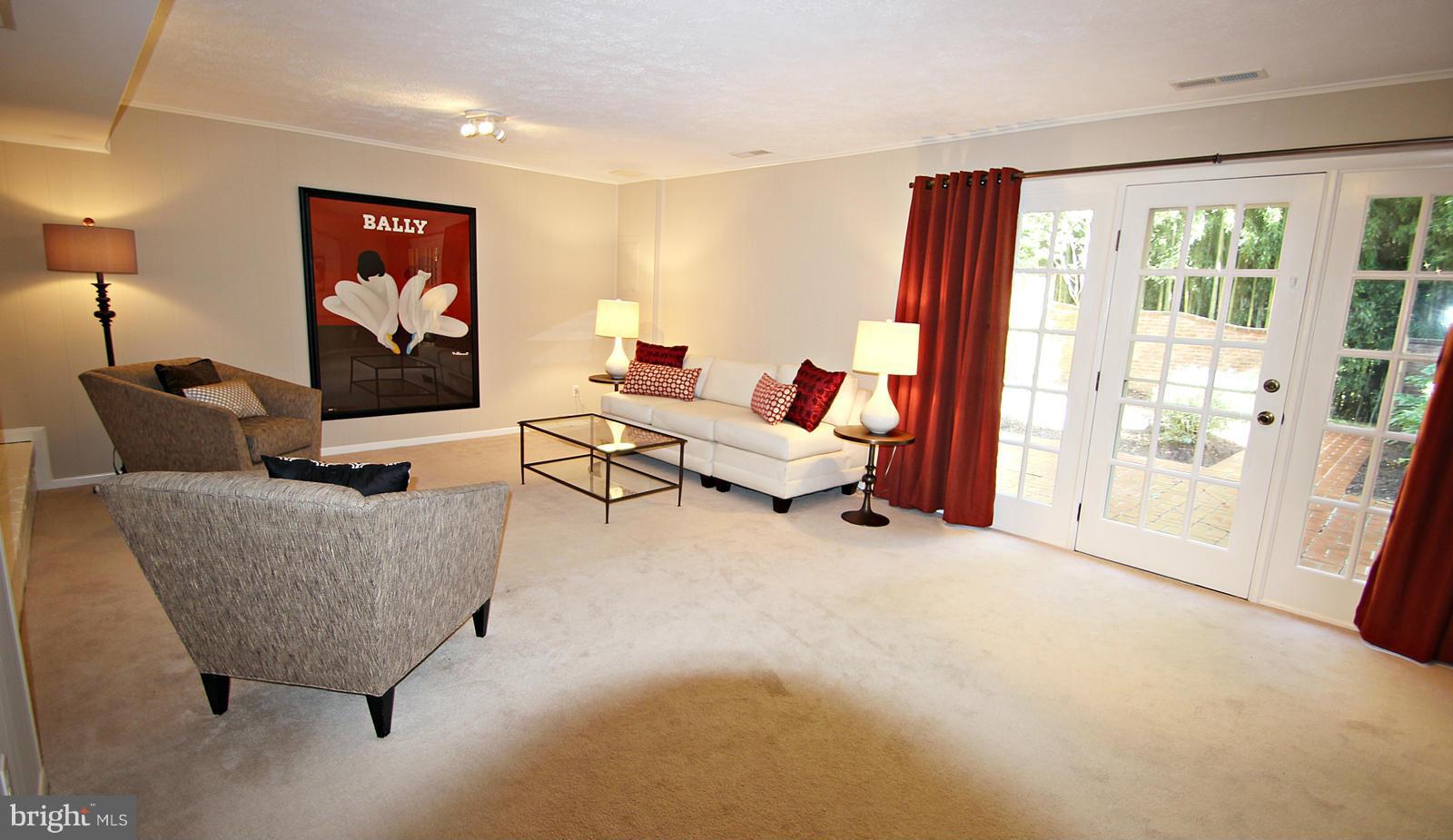 STONEHURST - Residential