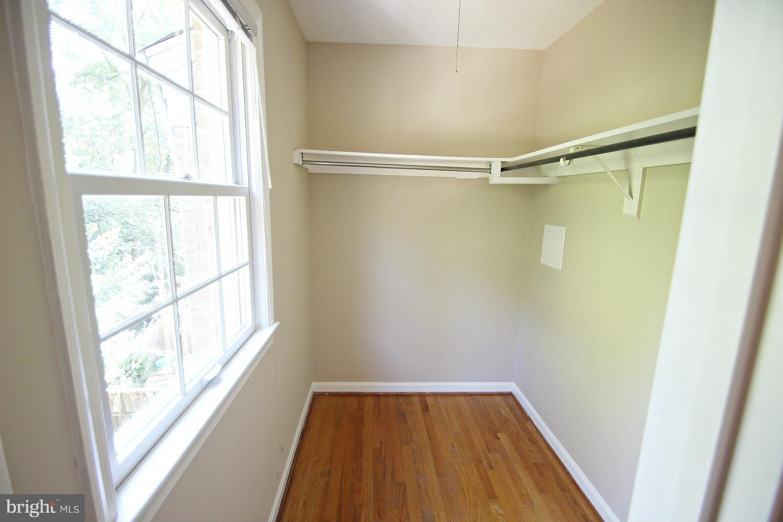 STONEHURST - Residential