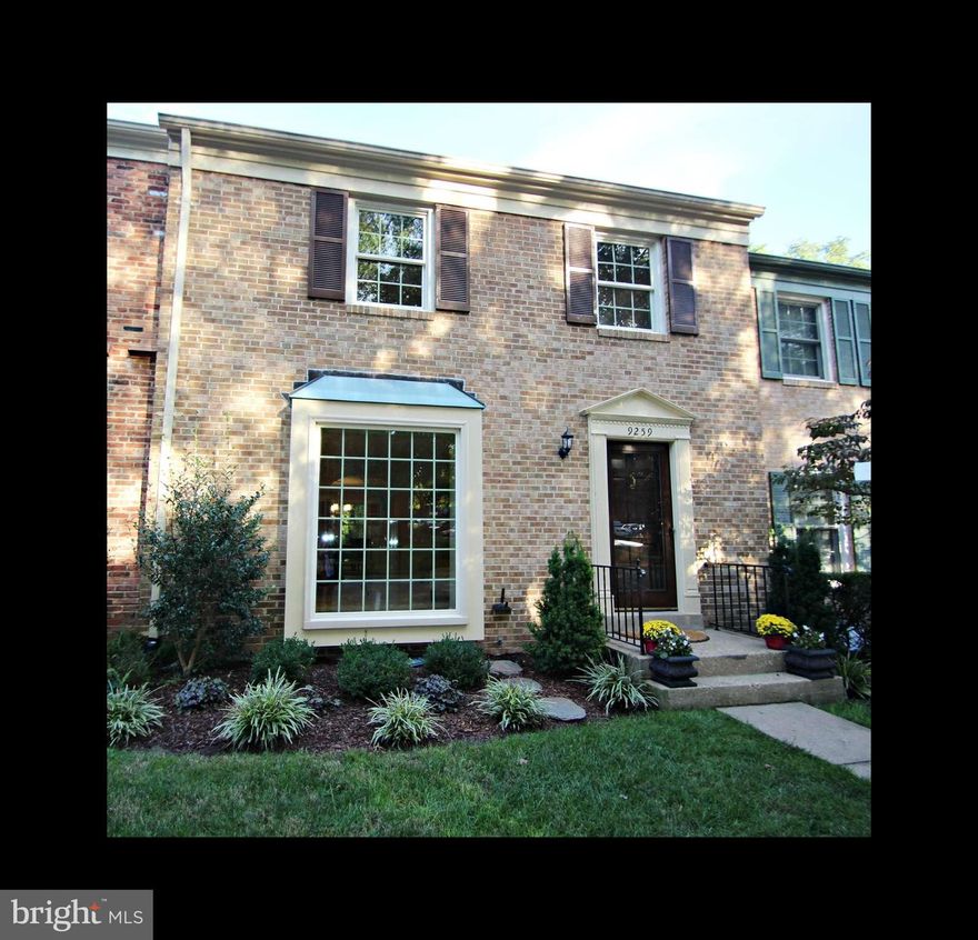 Wonderfully maintained 3 BR Hampton with 2.2 updated baths in beautiful Stonehurst! Gorgeous remodeled eat-in kitchen with extra storage, HDWDS on 2 floors, spacious separate DR, walk-in Master closet, lovely and expansive walk-out lower level with fireplace, private patio garden that backs to trees and parkland.  Great home in a great location close to Vienna Metro and major commuter routes.