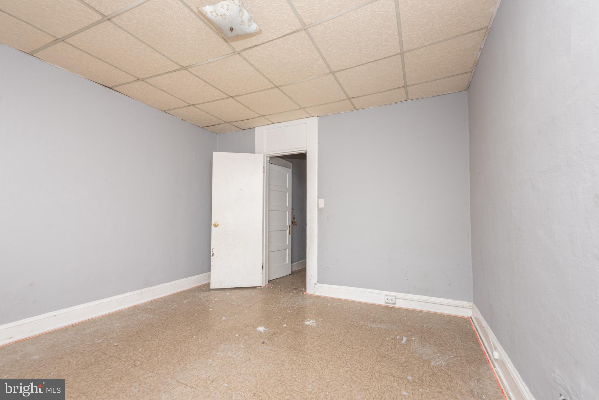 HIGHLANDTOWN - Residential