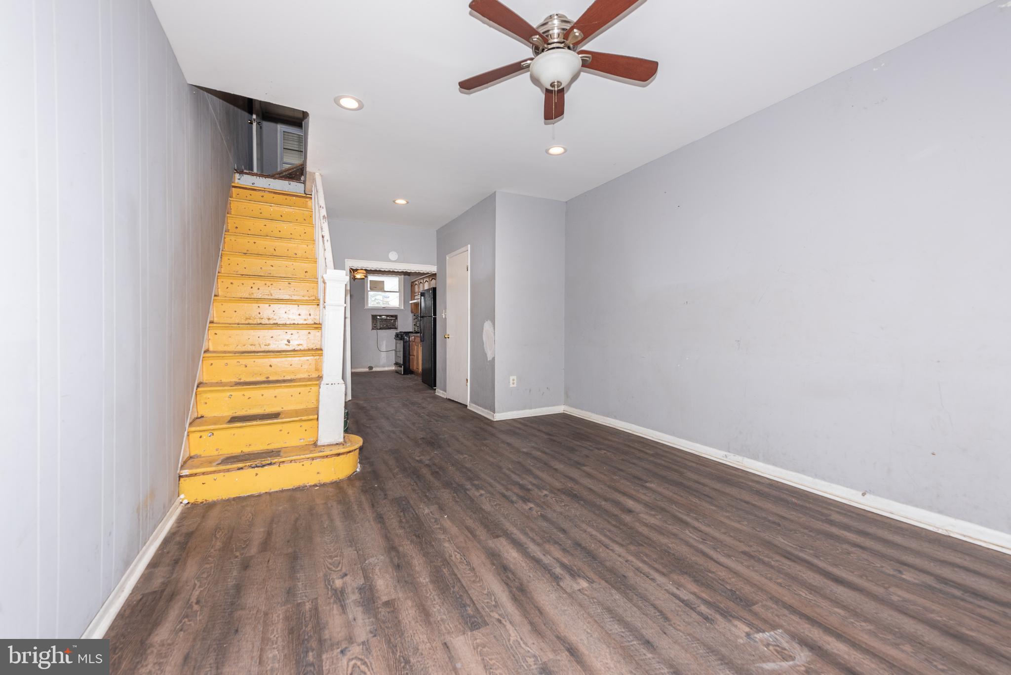 HIGHLANDTOWN - Residential