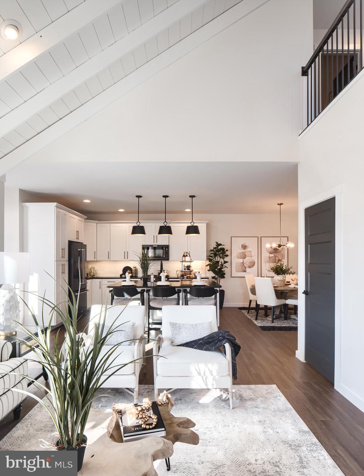 DEVON CREEK - Residential