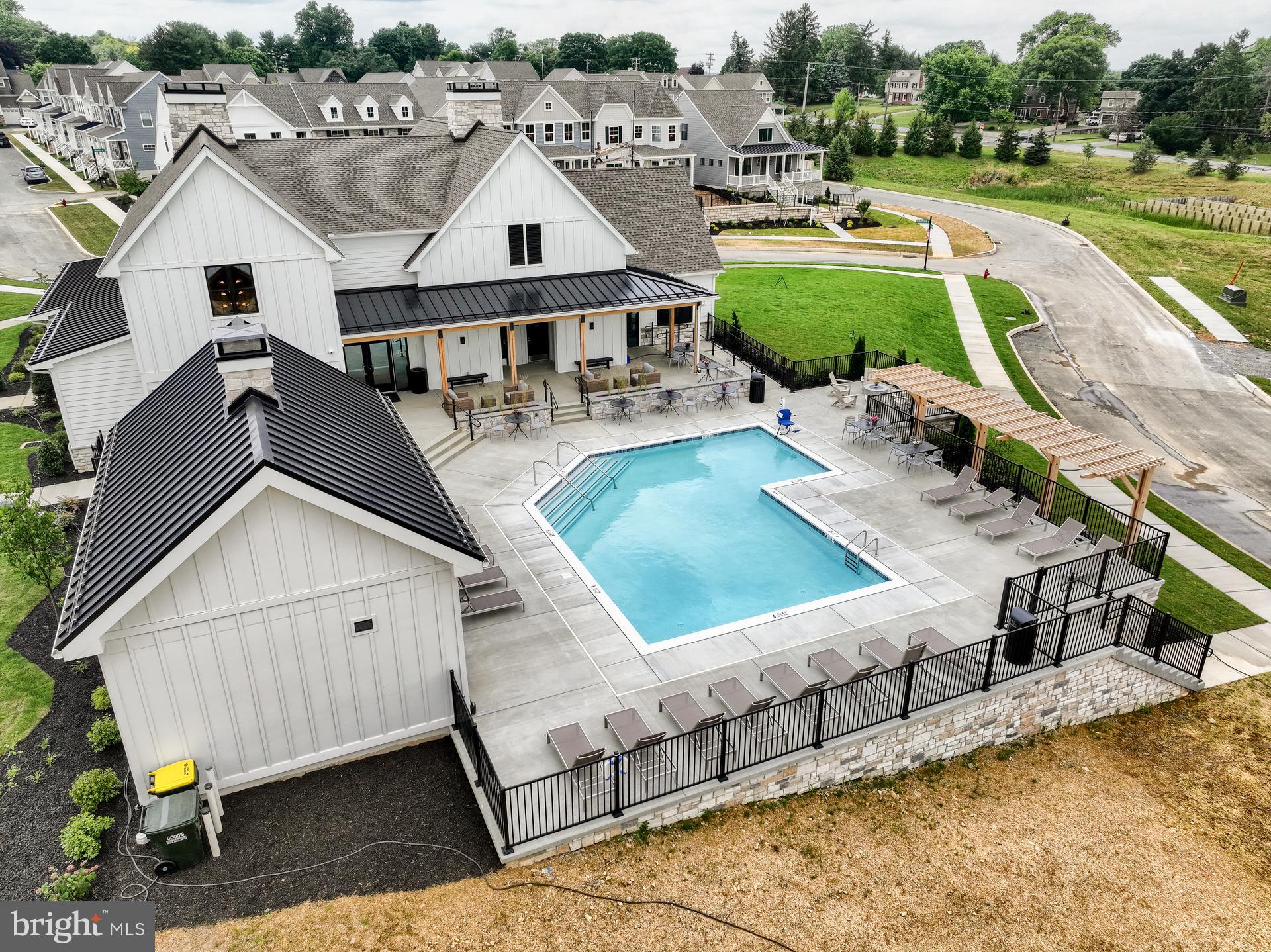 DEVON CREEK - Residential