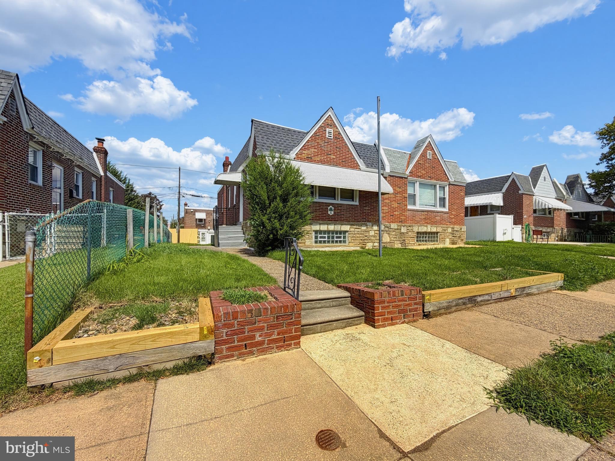 1705 BENSON STREET