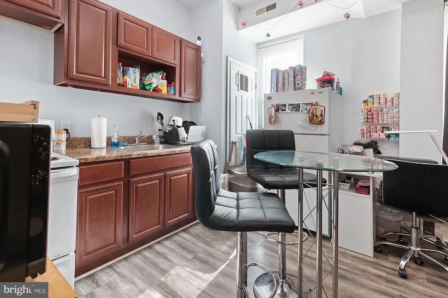 PHILADELPHIA (NORTHEAST) - Residential Income