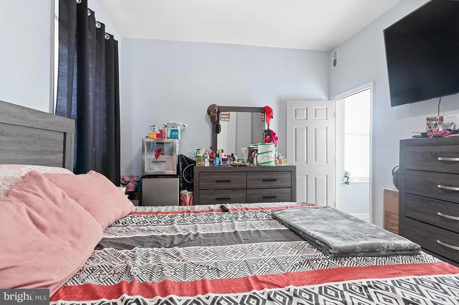 PHILADELPHIA (NORTHEAST) - Residential Income