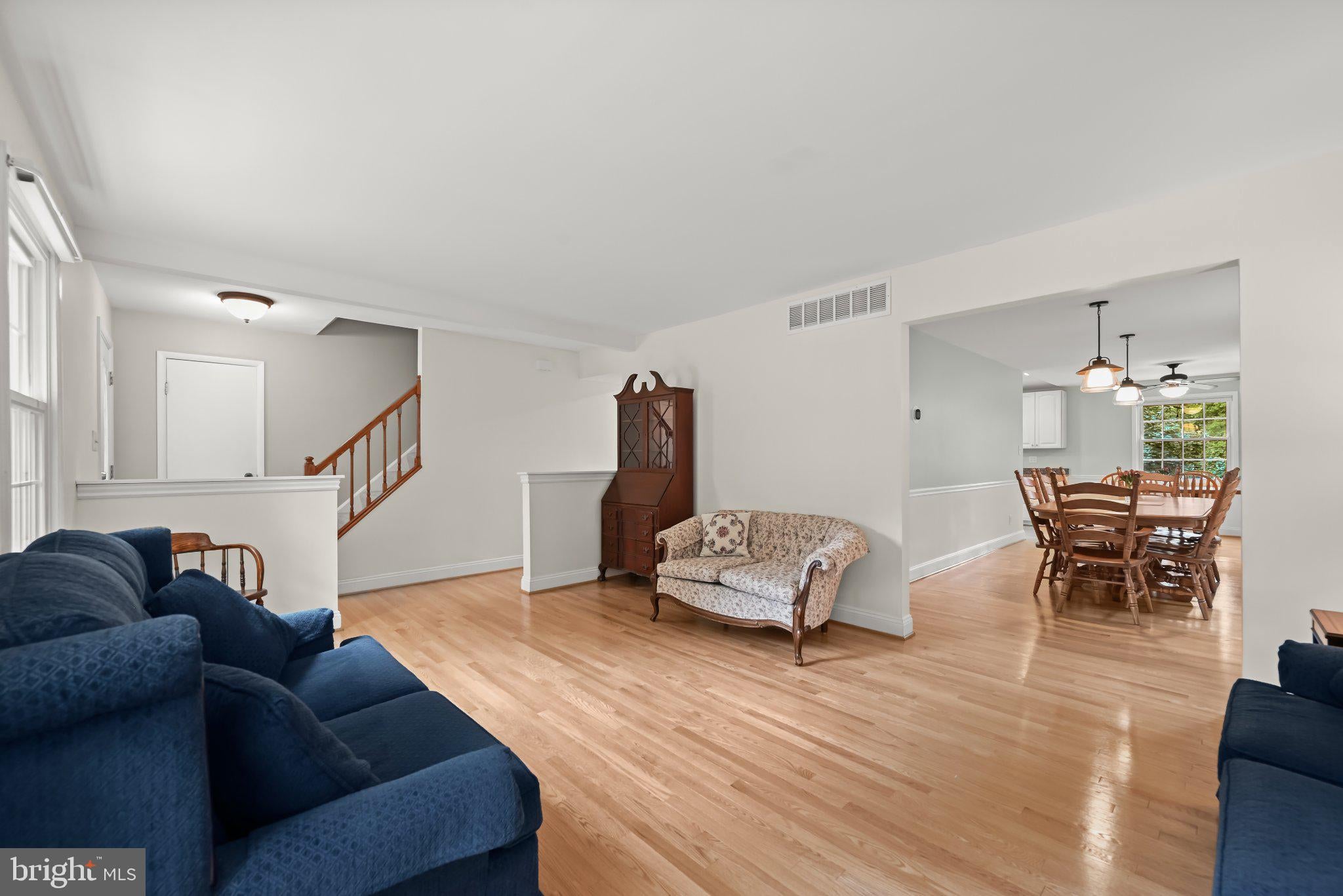 6143 NEW LEAF COURT