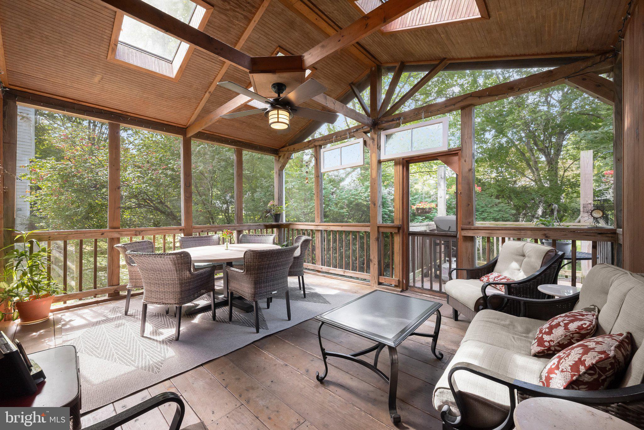 6143 NEW LEAF COURT