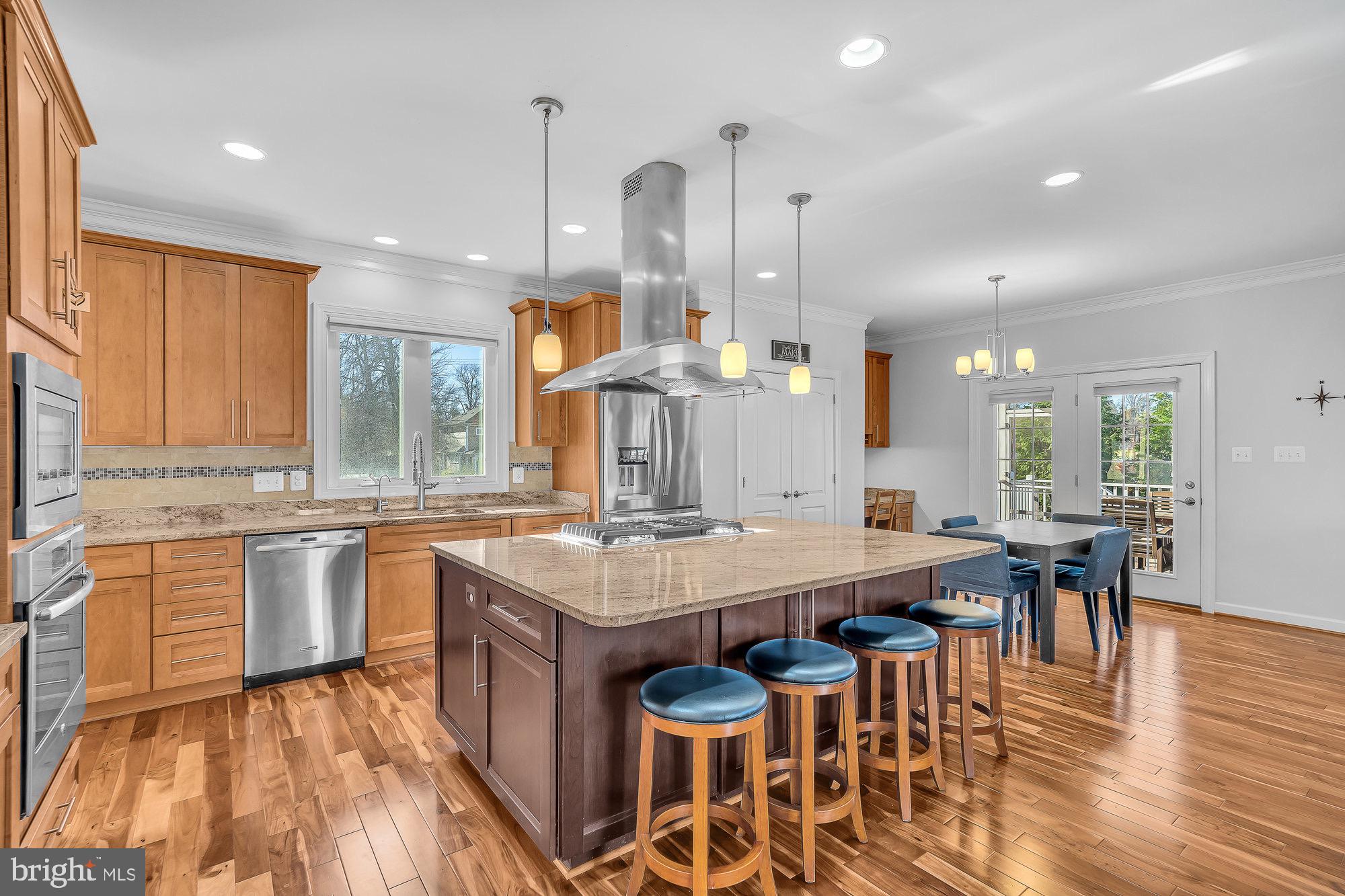 WEST VIENNA WOODS - Residential