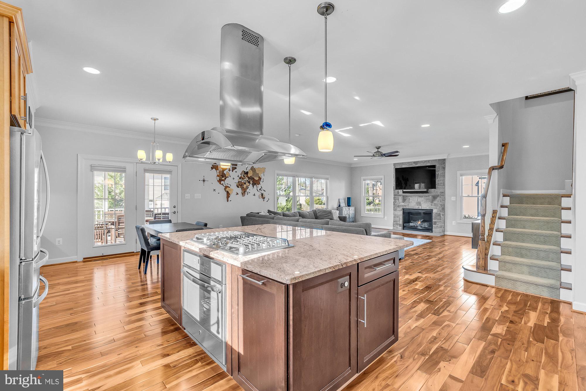 WEST VIENNA WOODS - Residential