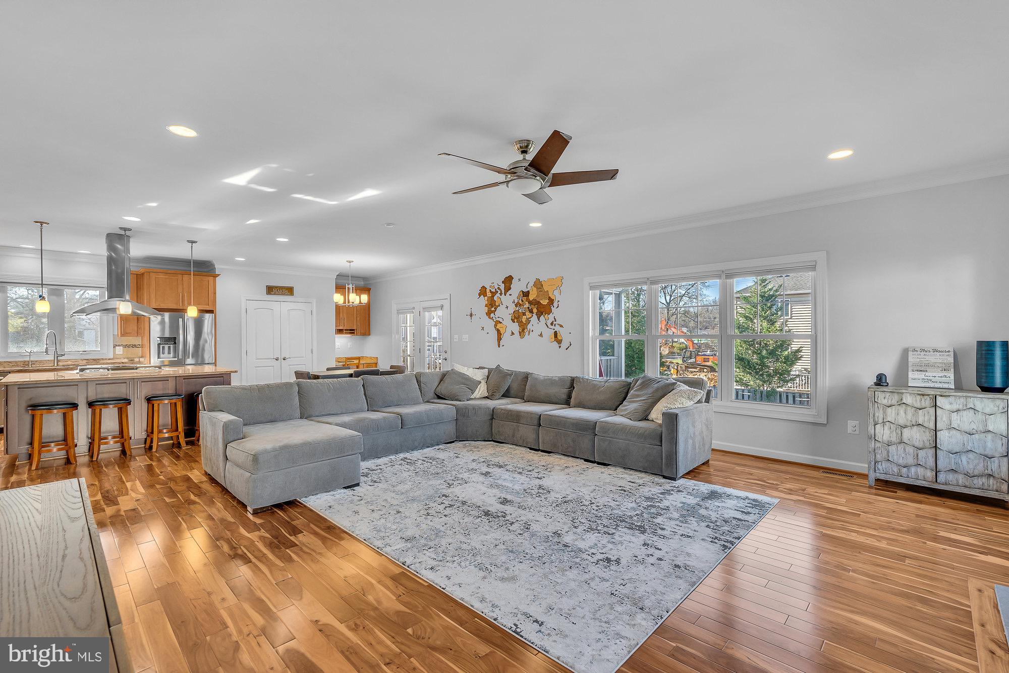 WEST VIENNA WOODS - Residential