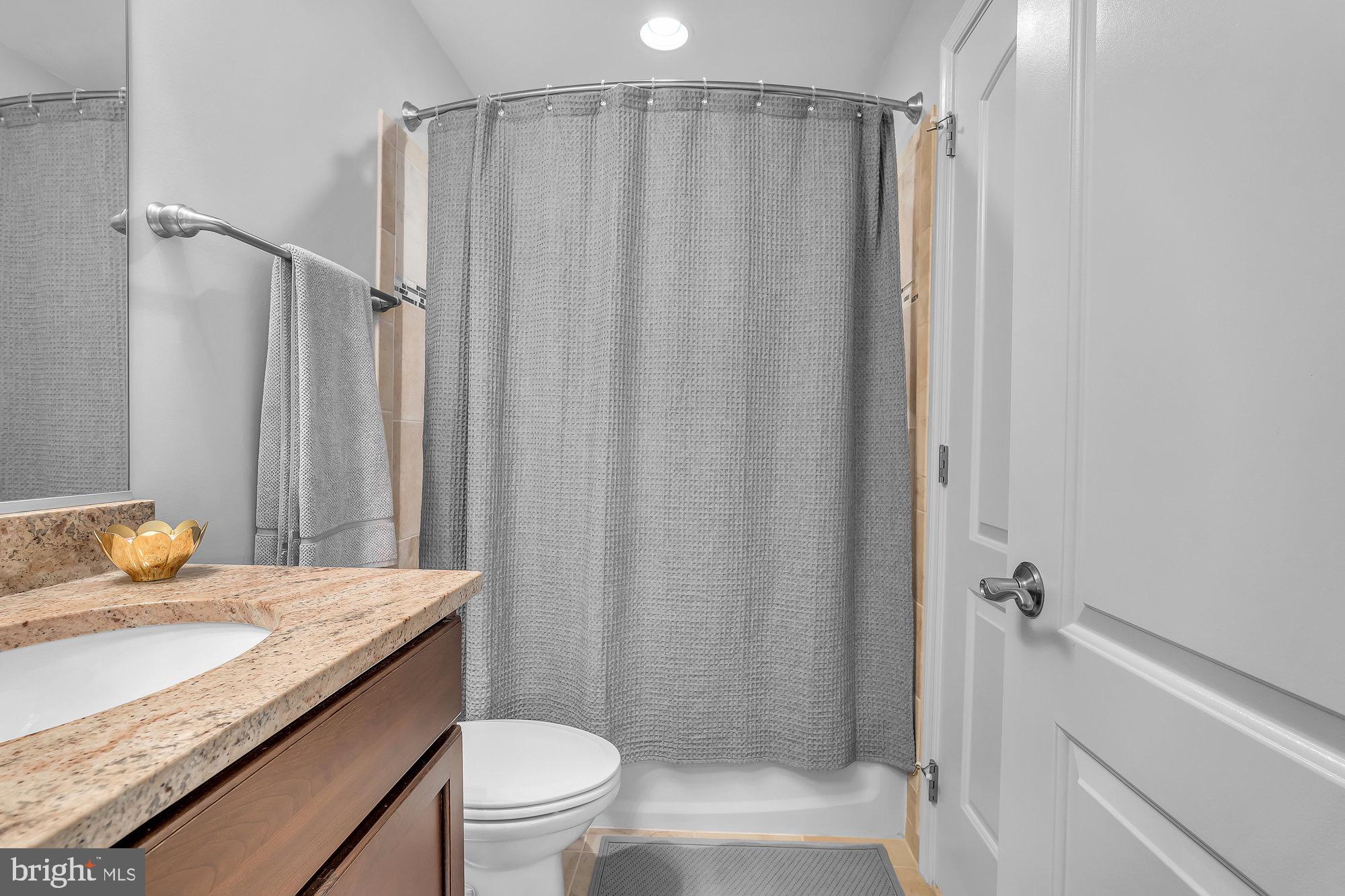 WEST VIENNA WOODS - Residential