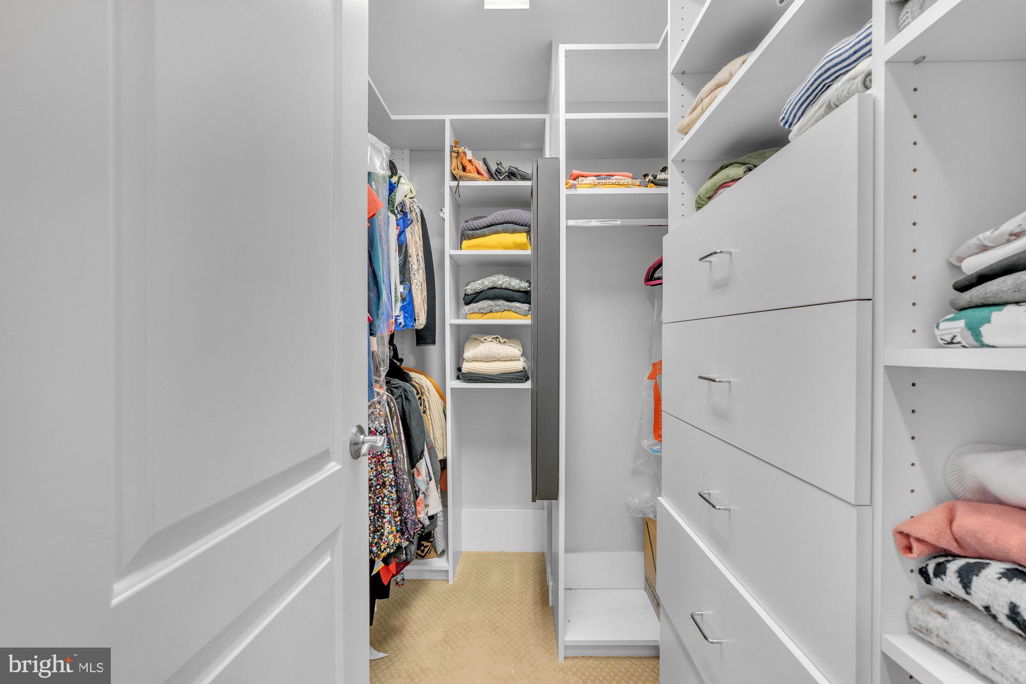 WEST VIENNA WOODS - Residential