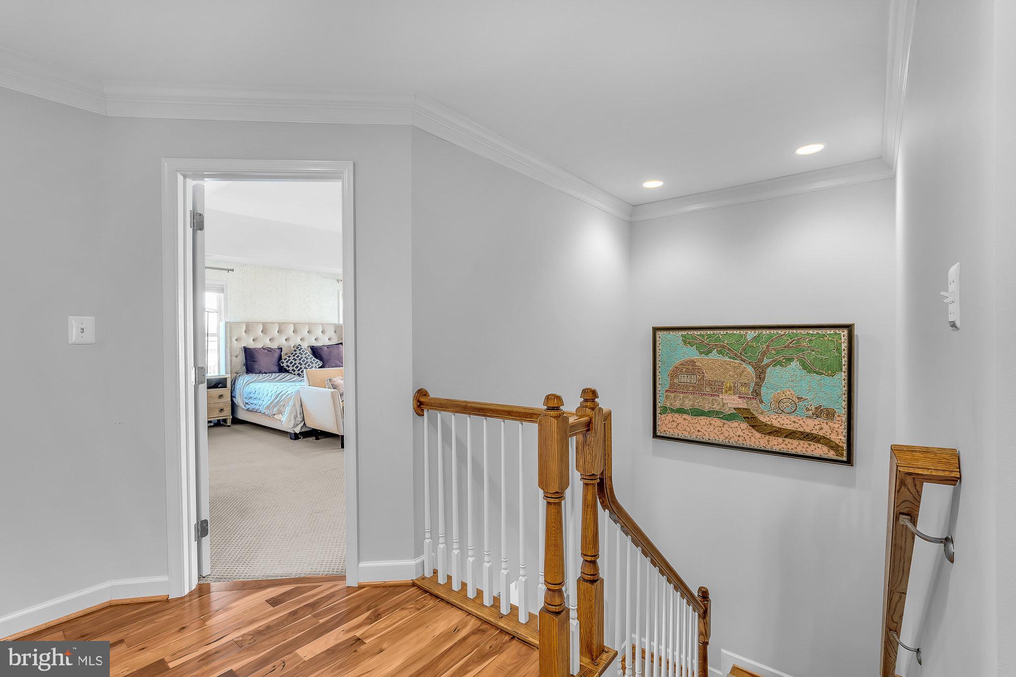 WEST VIENNA WOODS - Residential