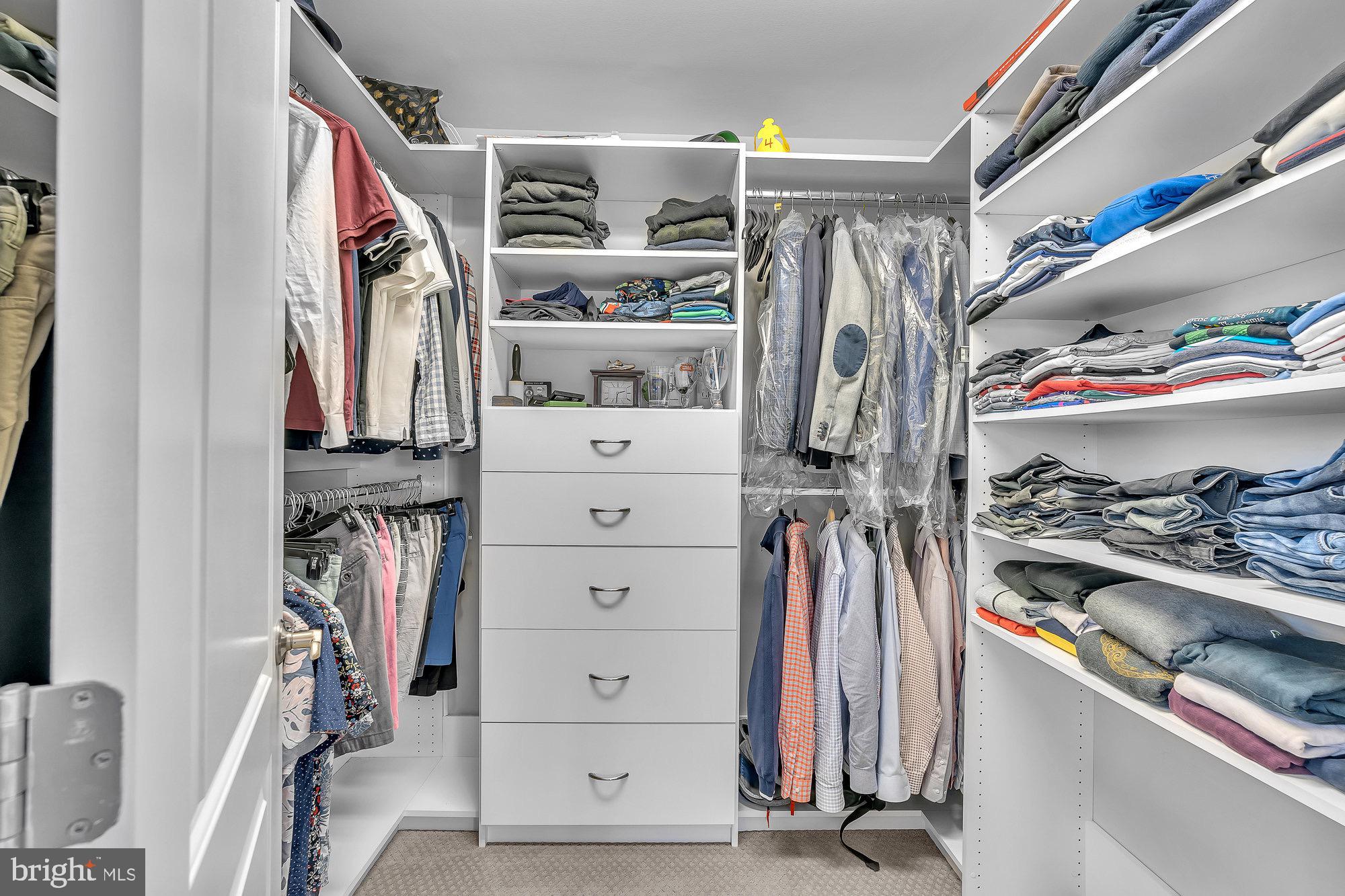 WEST VIENNA WOODS - Residential