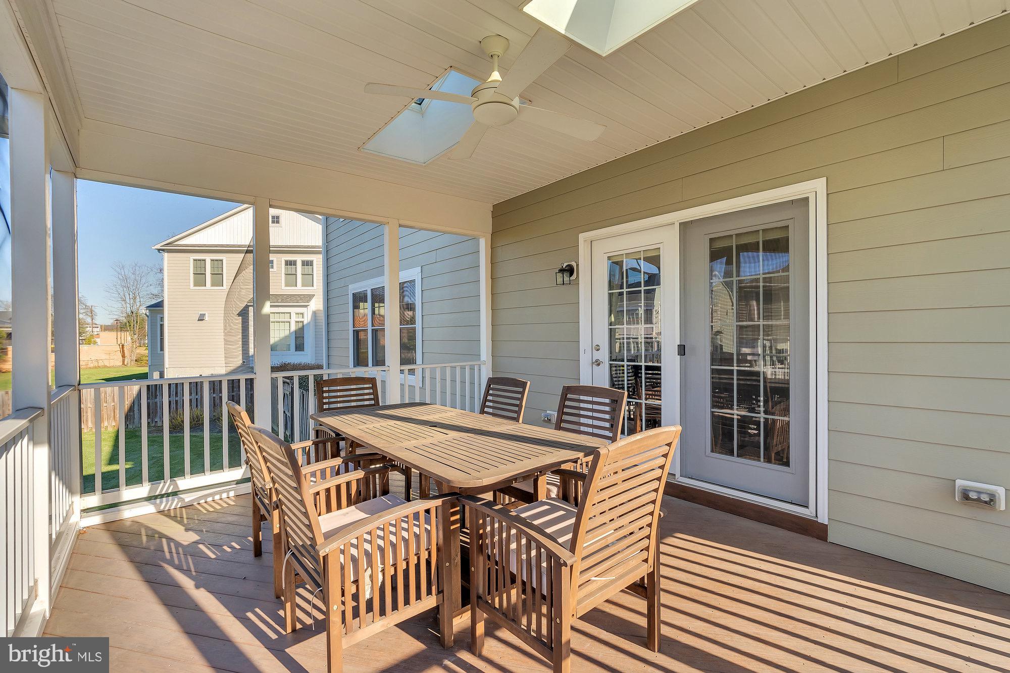 WEST VIENNA WOODS - Residential