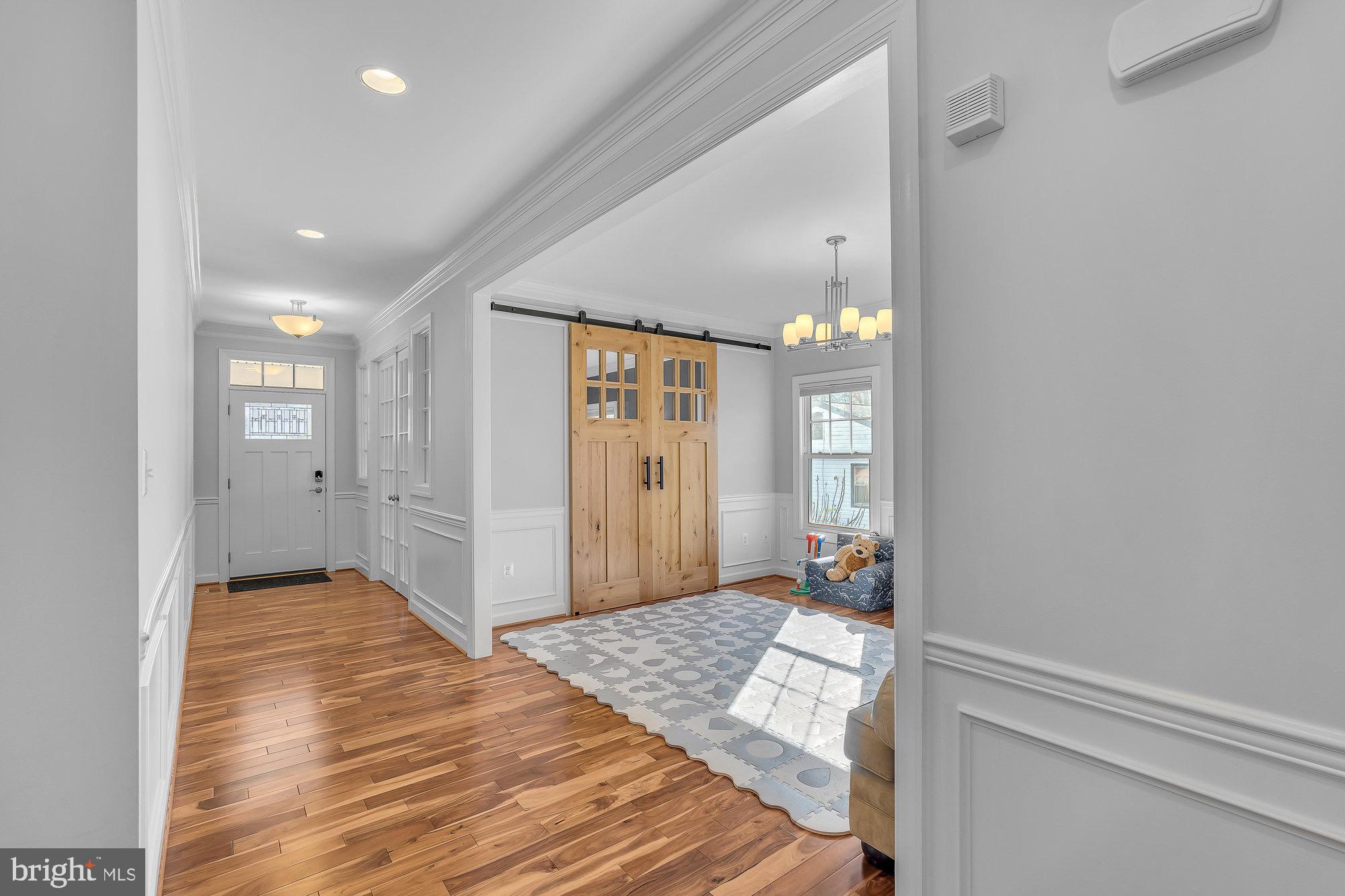 WEST VIENNA WOODS - Residential