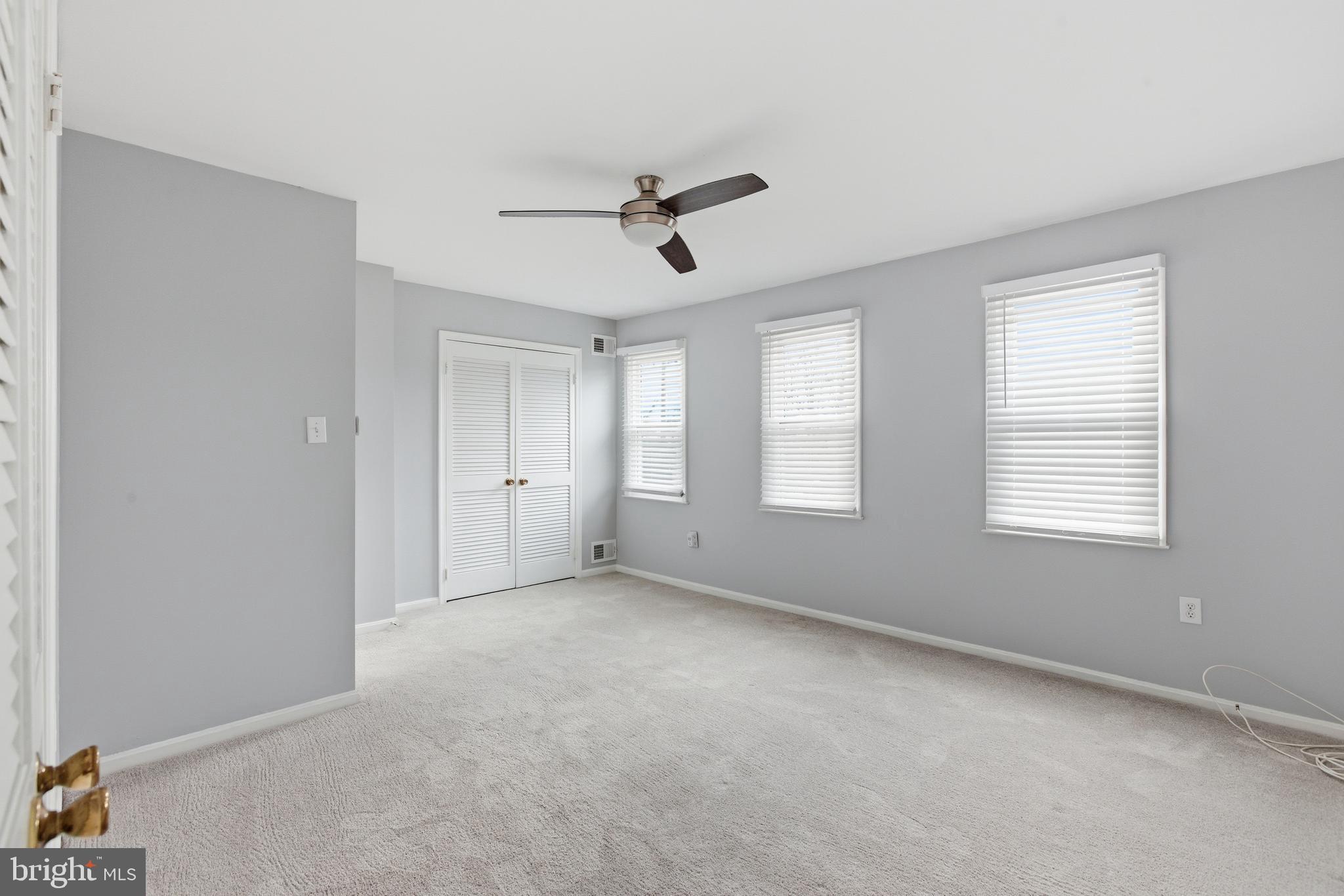 MONTGOMERY OAKS - Residential