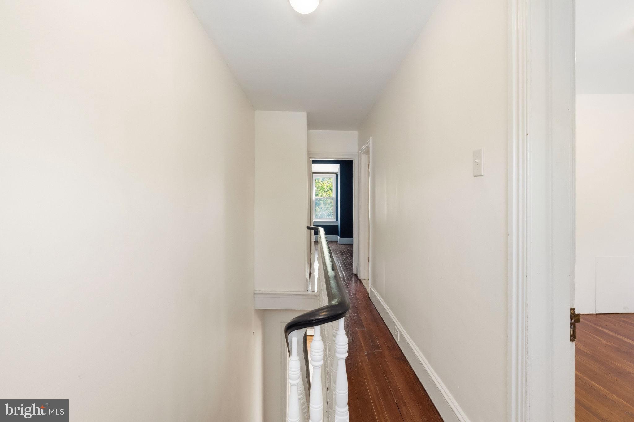 EAST FALLS - Residential