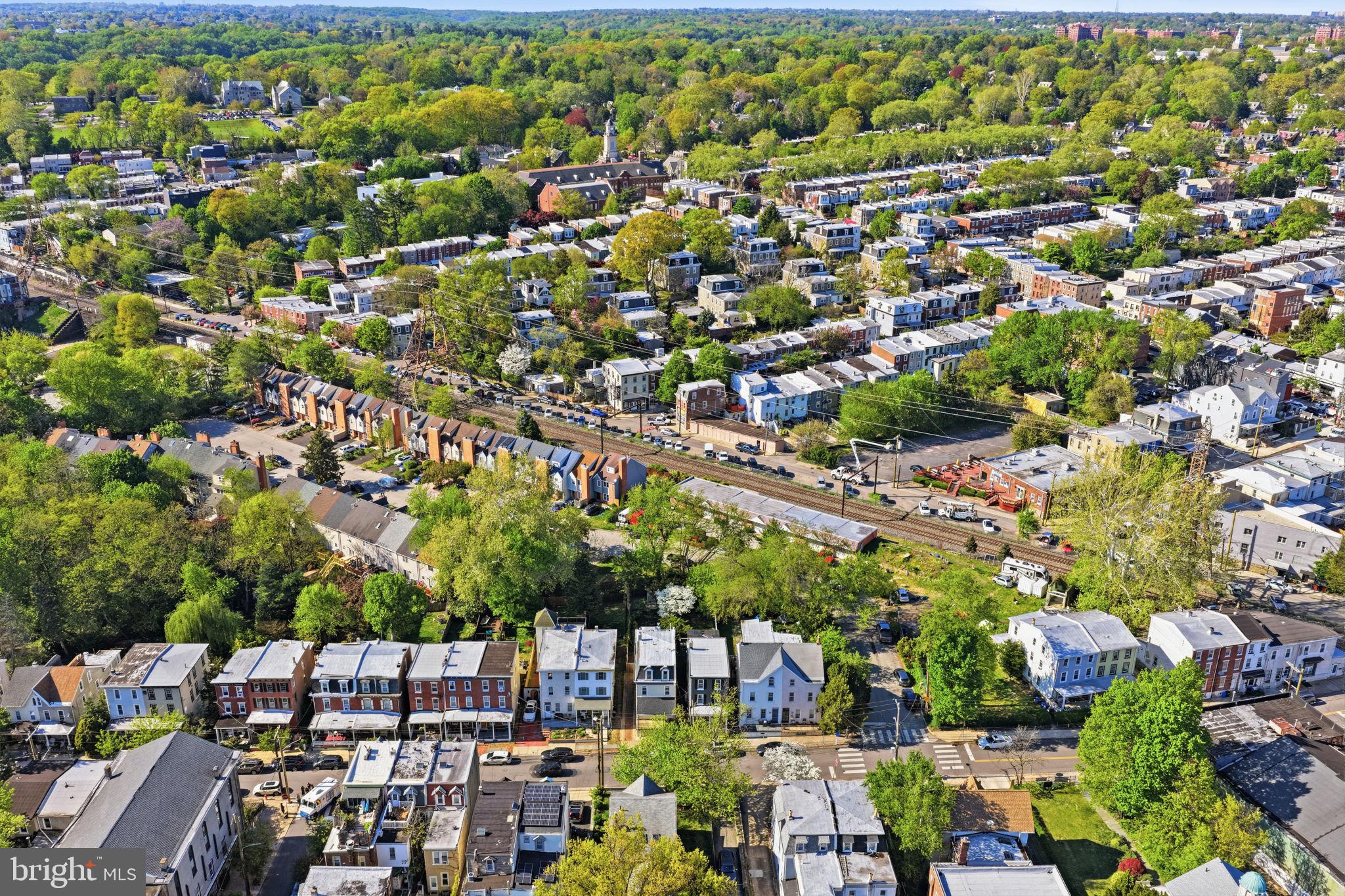 EAST FALLS - Residential