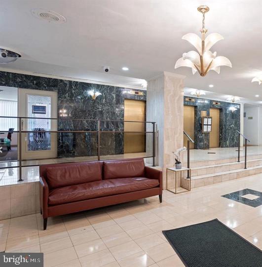 1121 ARLINGTON BOULEVARD 947