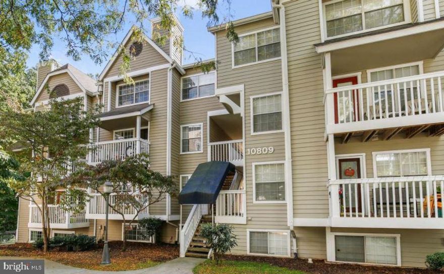 VERY CHARMING condo!! hardwoods on main level, newer kitchen counters installed few years back,  other upgrades, newer double pane windows lower level.  Incredible location seconds to Grosvenor Metro, Strathmore Hall, easy access to 495 and 270 and minutes from downtown Bethesda.    ** Dogs allowed case by case with $30 additional rent and $500 sec dep. ** We have an in-house Maint Dept for QUICK repair response/ 24 hrs emergency.  * AGENTS read the Agent Private remarks in BRIGHT MLS please !!! APPLY on our website under Avail Rental/Apply Now. ALL ADULTS must fill out an APP, you will be asked to upload a paystub and copy of drivers license in the app, so best to have those ready on desktop before applying. App processing take 3 business days +-.