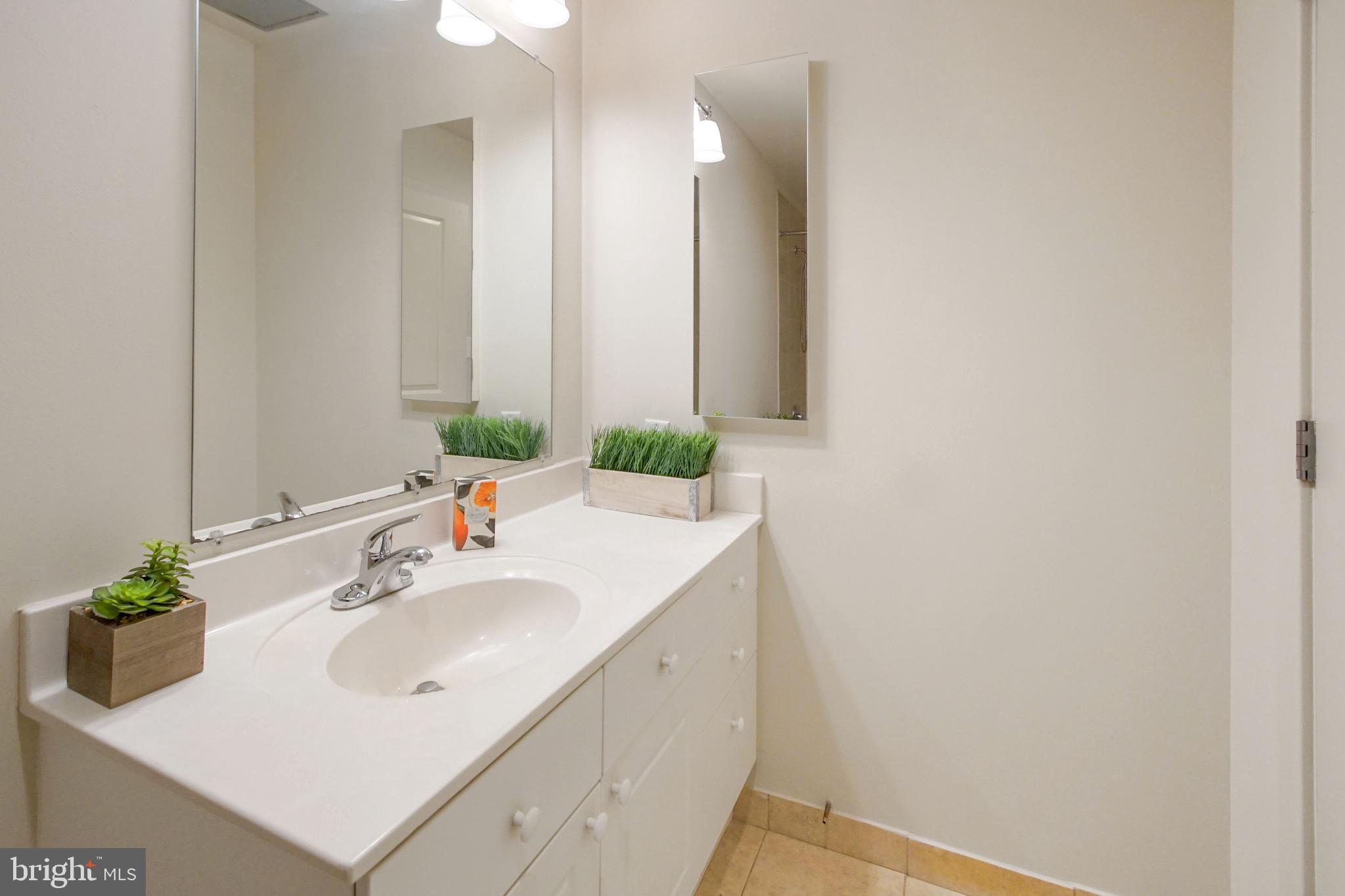 PRESTON - Residential