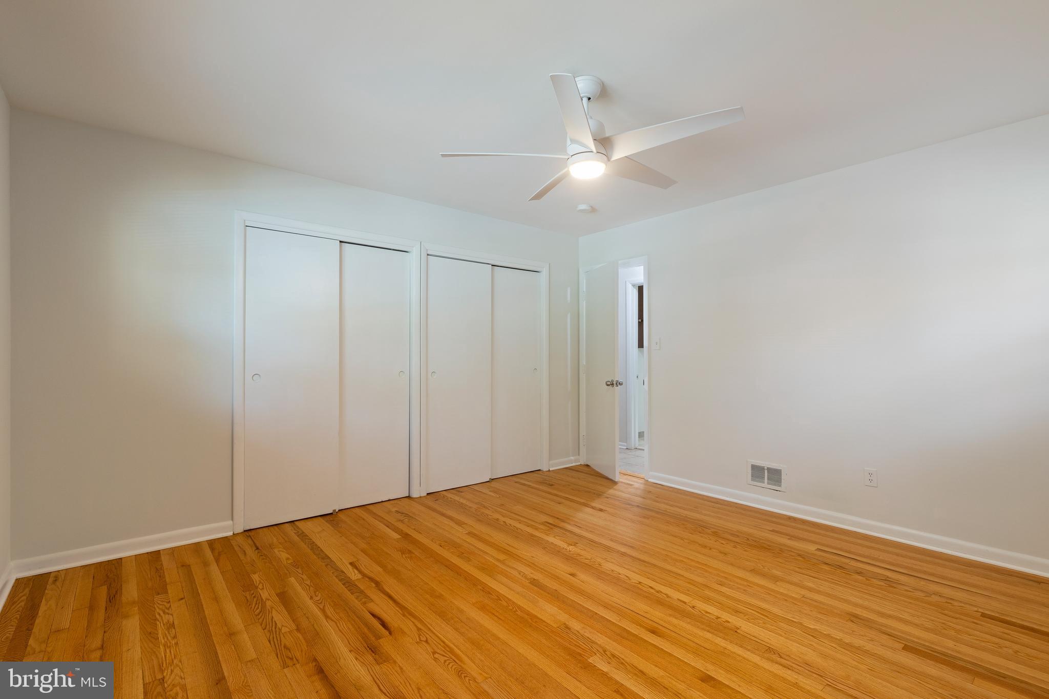 WOODSIDE - Residential