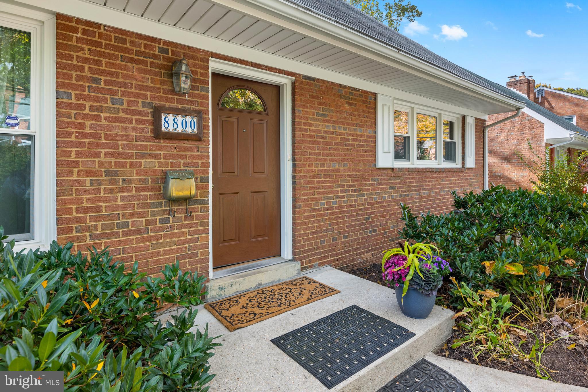 WOODSIDE - Residential