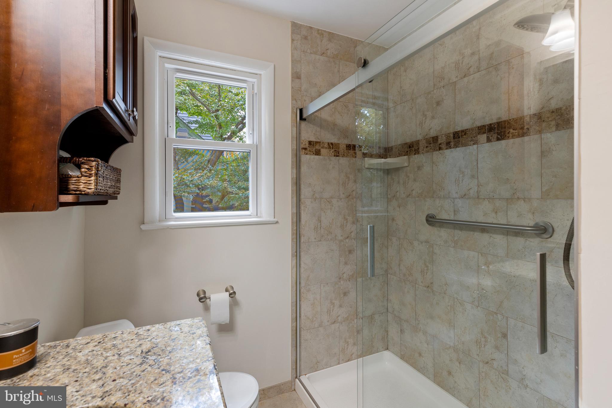 WOODSIDE - Residential