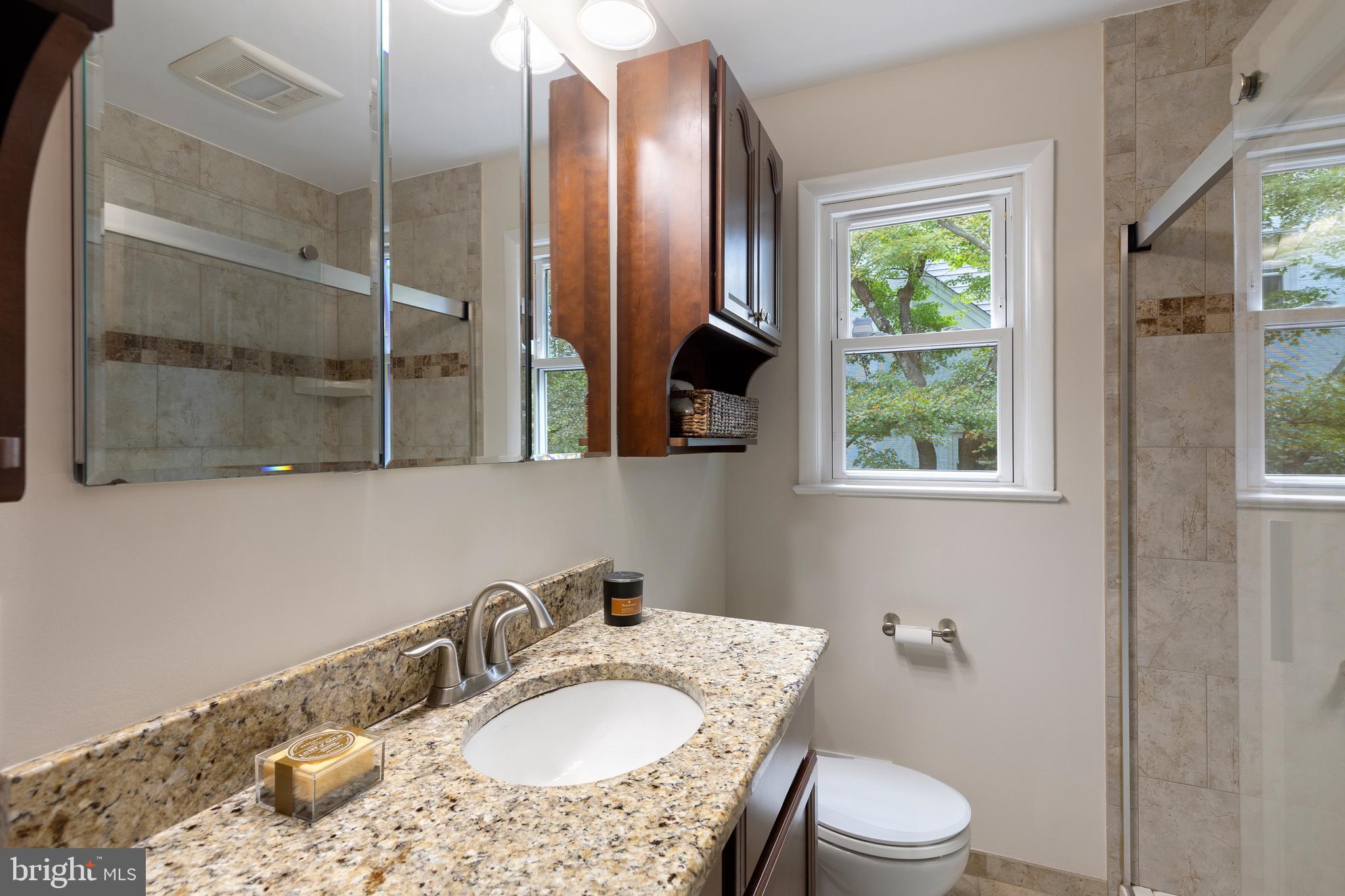 WOODSIDE - Residential