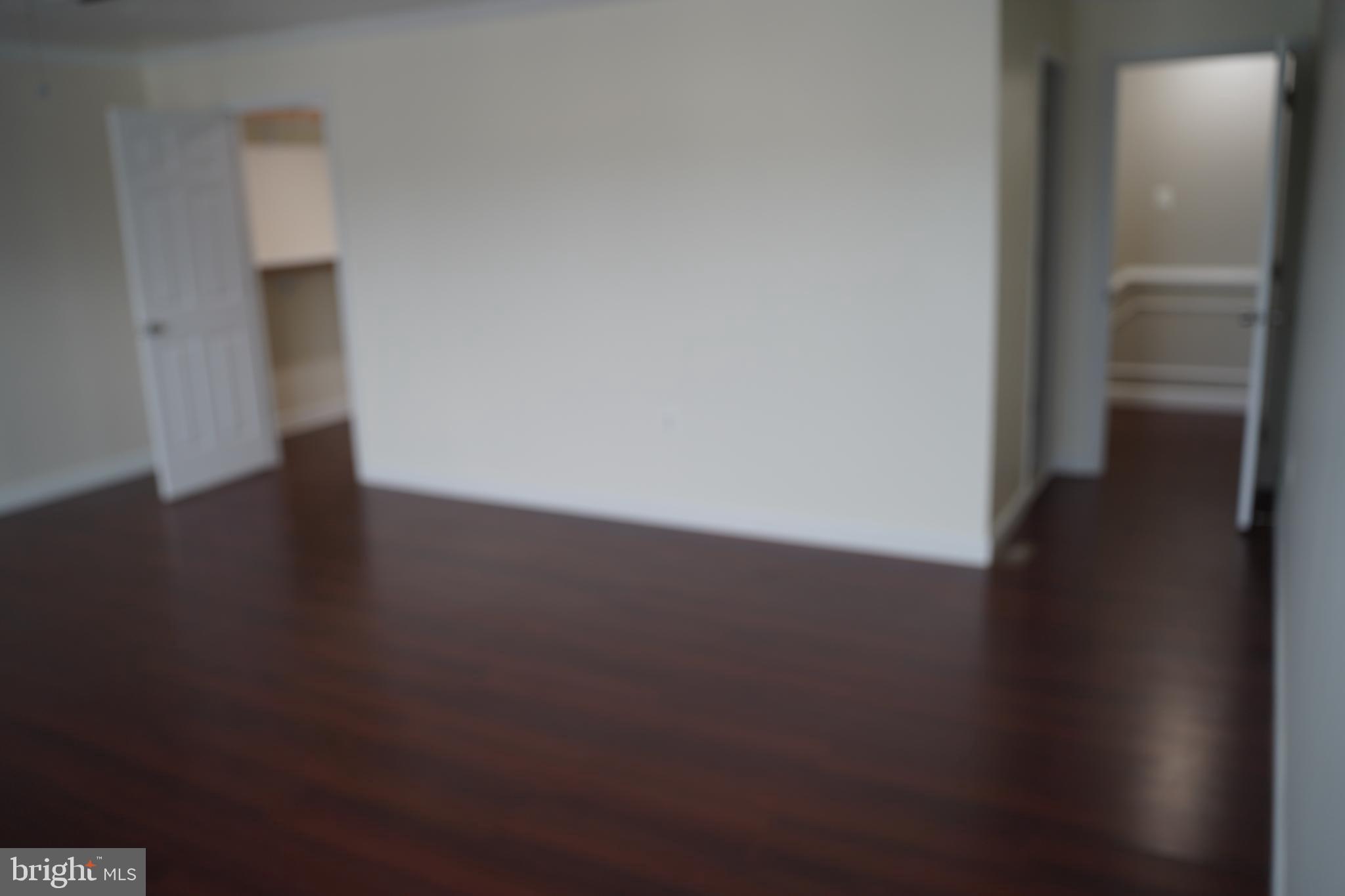 STONINGTON ARTERY - Residential Lease