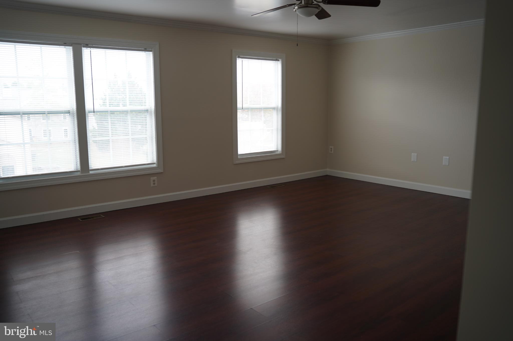STONINGTON ARTERY - Residential Lease