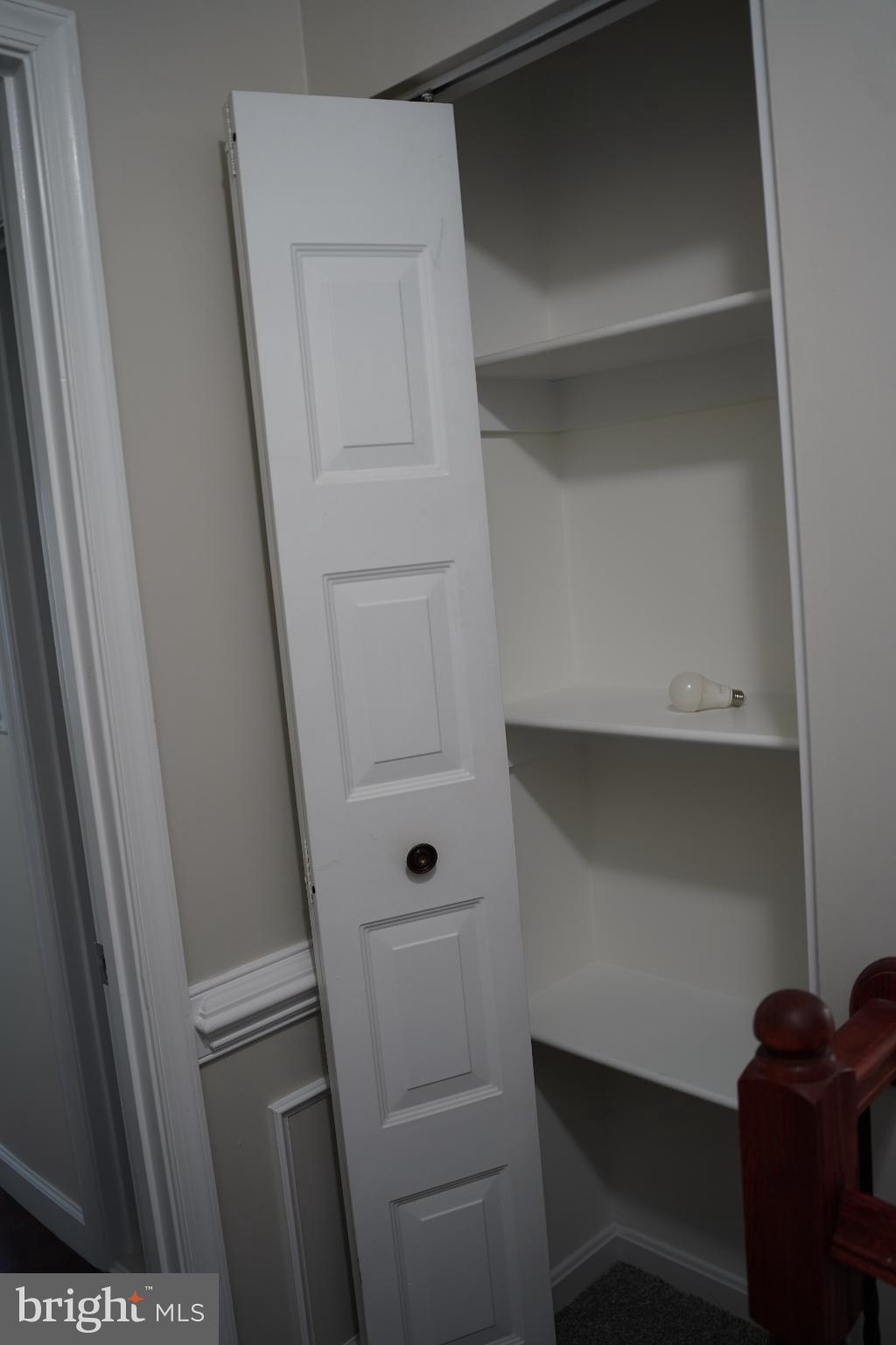 STONINGTON ARTERY - Residential Lease
