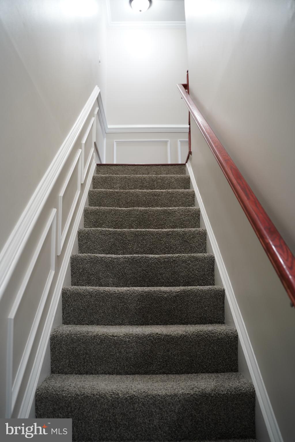 STONINGTON ARTERY - Residential Lease