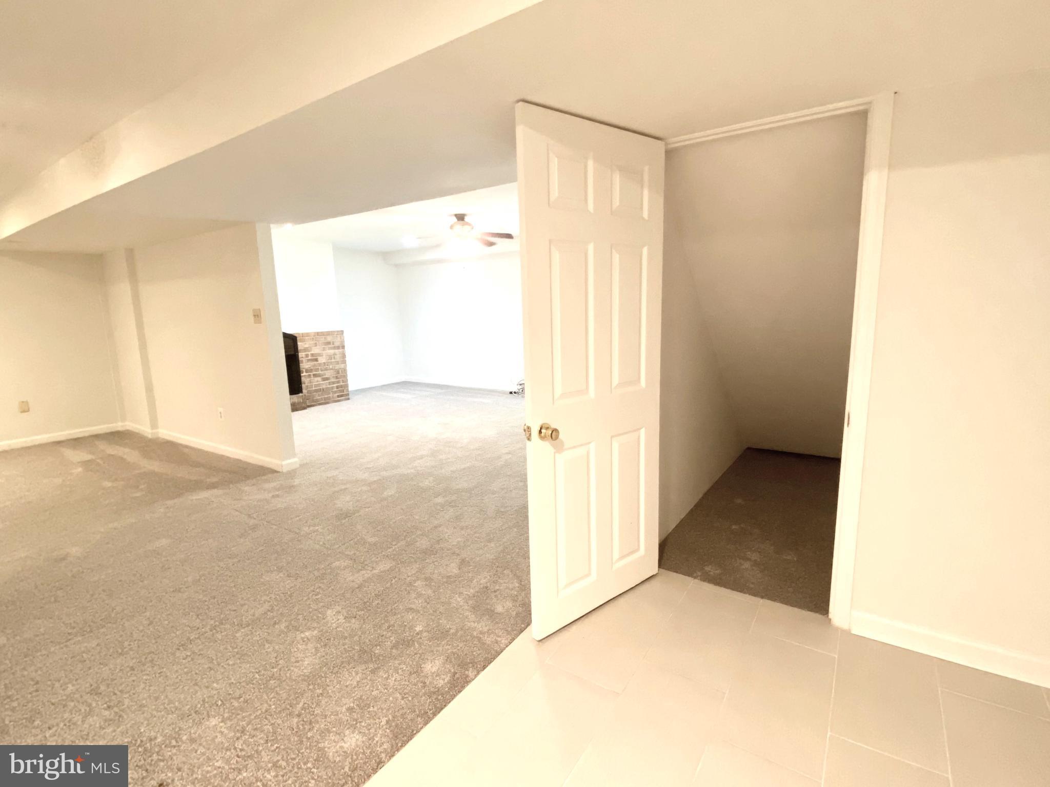 LANDHAVEN - Residential Lease